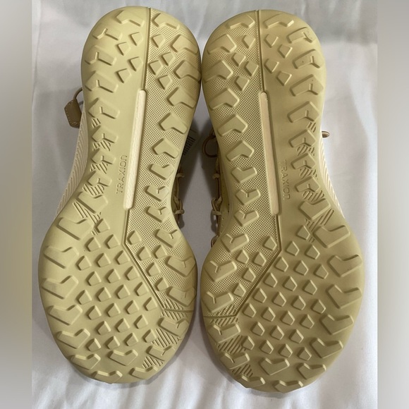 NWT adidas Men's Terrex Voyager 21 Travel Hiking Shoe - Picture 7 of 8